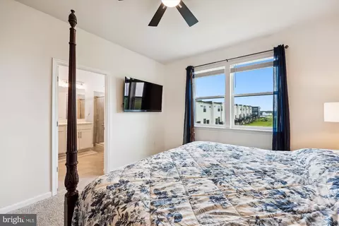 Bedroom - 853 Amity St, Frederick, MD 21701 photo 3 of 12