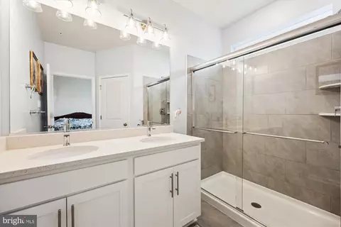 Bath - 853 Amity St, Frederick, MD 21701 photo 1 of 2
