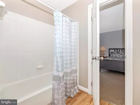 Bath - 5506 Duke Ct, Frederick, MD 21703 photo 3 of 6