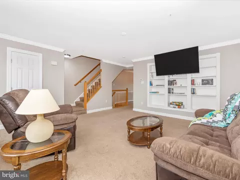 Living - 5506 Duke Ct, Frederick, MD 21703 photo 3 of 3