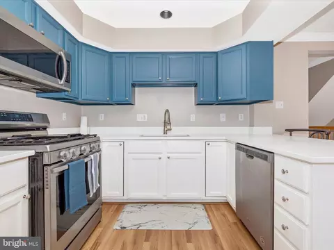 Kitchen - 5506 Duke Ct, Frederick, MD 21703 photo 2 of 6