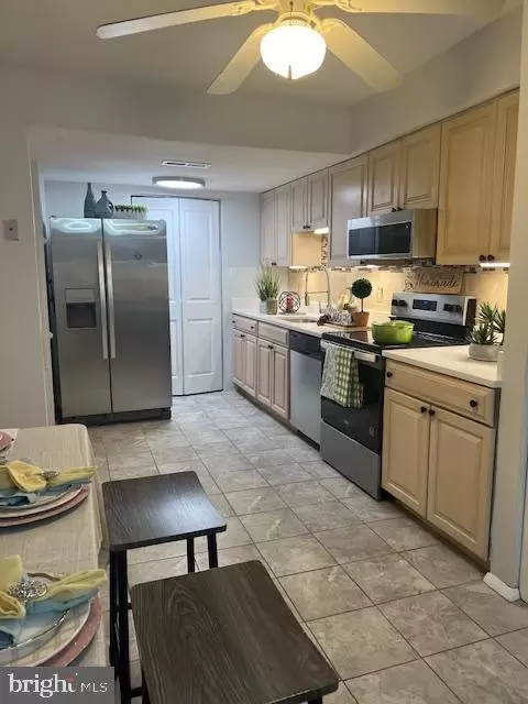 Kitchen - 7183 E Cimarron Ct, Frederick, MD 21703 photo 2 of 3
