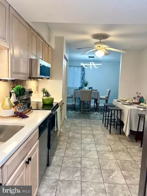 Kitchen - 7183 E Cimarron Ct, Frederick, MD 21703 photo 3 of 3