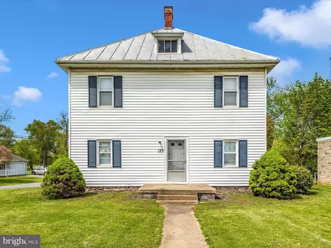 129 N Carroll St, Thurmont, MD 21788
