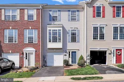 2475 Lakeside Dr, Frederick, MD 21702