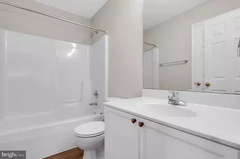 2475 Lakeside Dr, Frederick, MD 21702 photo 18