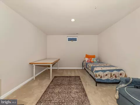 Bedroom - 2215 Battery Ct, Frederick, MD 21702 photo 8 of 9