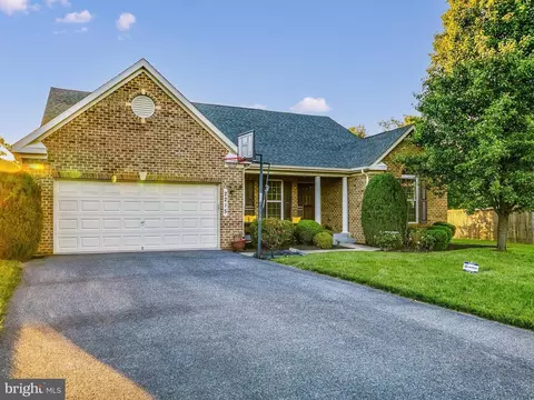 Exterior - 2215 Battery Ct, Frederick, MD 21702 photo 6 of 12