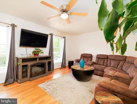 Living - 4110 Basford Rd, Frederick, MD 21703 photo 1 of 1