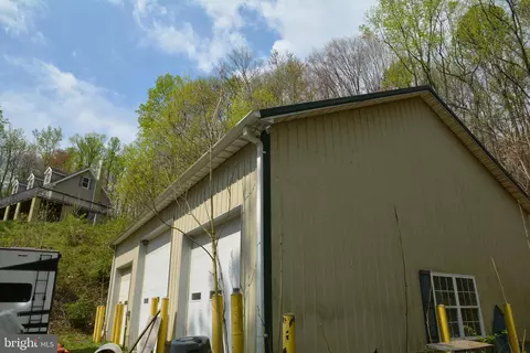 Exterior - 4110 Basford Rd, Frederick, MD 21703 photo 7 of 10
