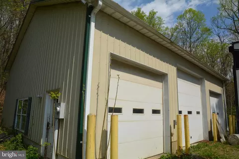 Exterior - 4110 Basford Rd, Frederick, MD 21703 photo 5 of 10