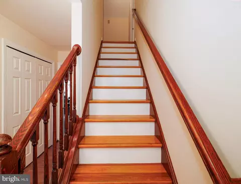 Entry Way - 4110 Basford Rd, Frederick, MD 21703 photo 2 of 5