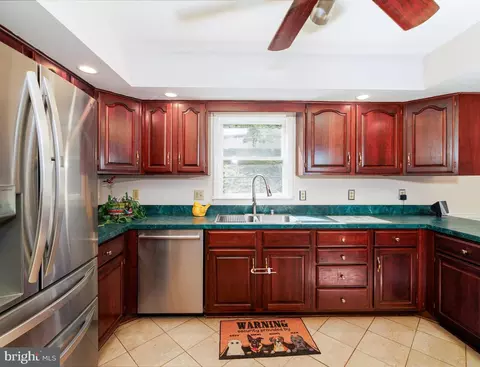 Kitchen - 4110 Basford Rd, Frederick, MD 21703 photo 5 of 6