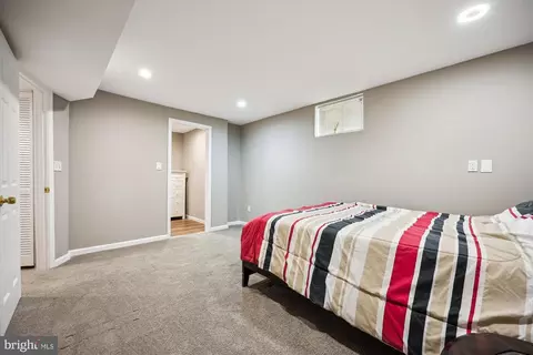 Bedroom - 226 Lake Coventry Dr, Frederick, MD 21702 photo 11 of 11