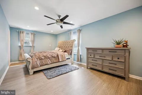Bedroom - 226 Lake Coventry Dr, Frederick, MD 21702 photo 3 of 11