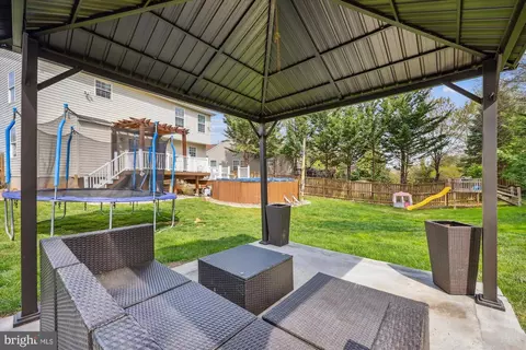Exterior - 226 Lake Coventry Dr, Frederick, MD 21702 photo 7 of 13