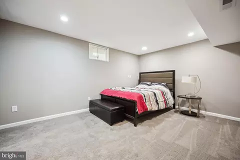 Bedroom - 226 Lake Coventry Dr, Frederick, MD 21702 photo 10 of 11