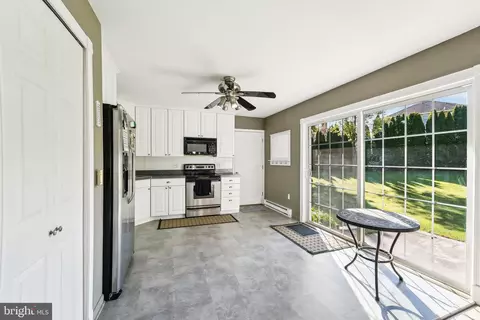 Entry Way - 8523 Walter Martz Rd, Frederick, MD 21702 photo 1 of 1