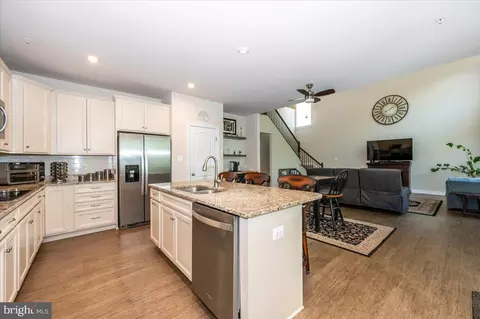 Entry Way - 3521 Franks Ter, Monrovia, MD 21770 photo 10 of 15
