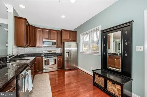 Entry Way - 38 W 6th St, Frederick, MD 21701 photo 6 of 8