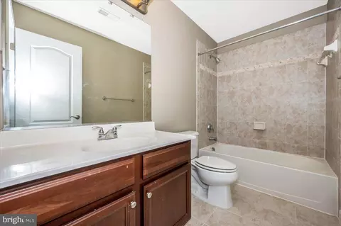 Entry Way - 38 W 6th St, Frederick, MD 21701 photo 1 of 8