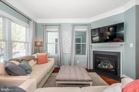 Living - 38 W 6th St, Frederick, MD 21701 photo 3 of 4