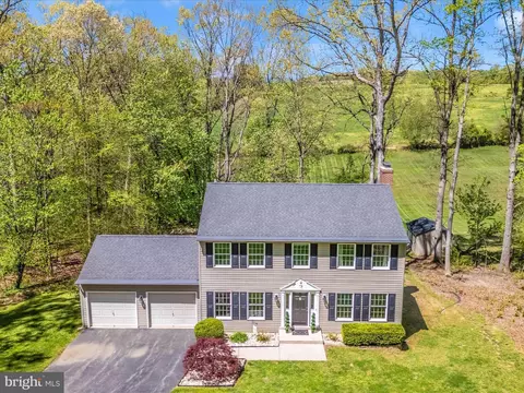 7216 Wilson Rd, Mount Airy, MD 21771