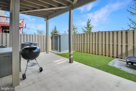 6543 Britannic Pl, Frederick, MD 21703 photo 2