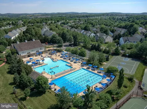 View/Area - 3659 Holborn Pl, Frederick, MD 21704 photo 4 of 7