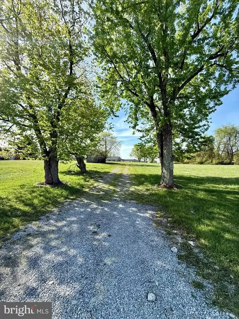 7131 Bowers Rd, Frederick, MD 21702