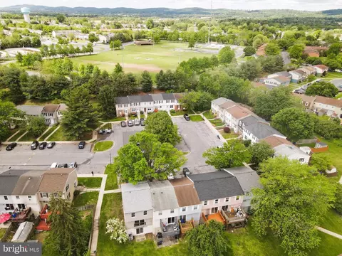 View/Area - 12 N Pendleton Ct #11F, Frederick, MD 21701 photo 2 of 3