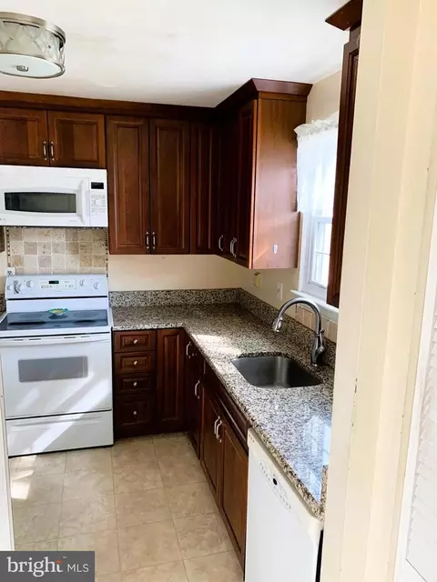 Kitchen - 12 N Pendleton Ct #11F, Frederick, MD 21701 photo 1 of 2