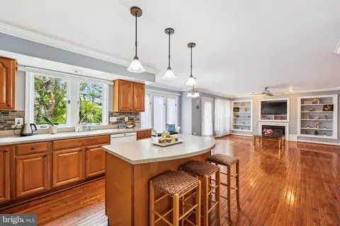 Kitchen - 6132 Cornwall Ter, Frederick, MD 21701 photo 3 of 4