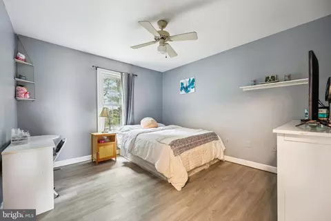 Bedroom - 6132 Cornwall Ter, Frederick, MD 21701 photo 5 of 10