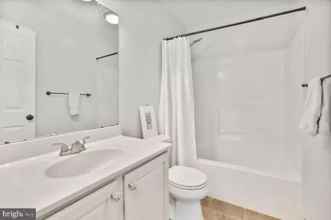 2246 W Greenleaf Dr, Frederick, MD 21702 photo 18