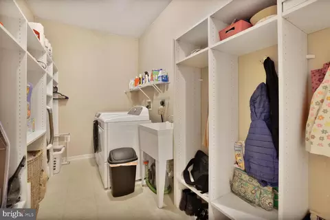 2246 W Greenleaf Dr, Frederick, MD 21702 photo 12