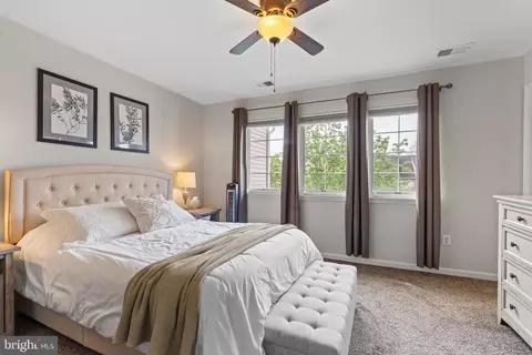 Bedroom - 1705 Derrs Sq E, Frederick, MD 21701 photo 1 of 7