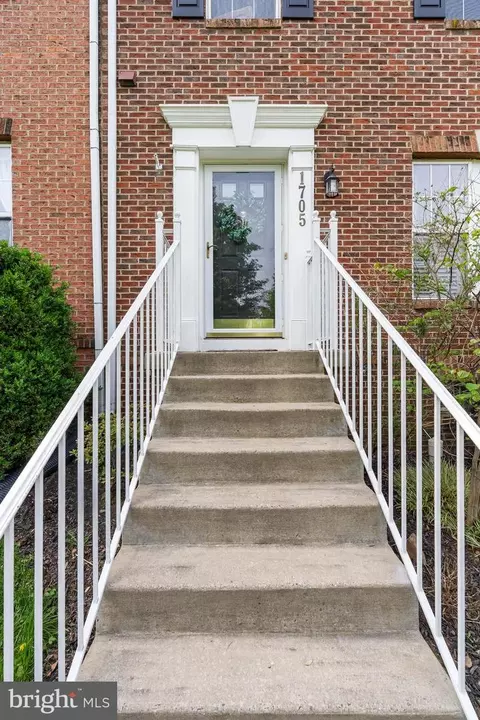 Exterior - 1705 Derrs Sq E, Frederick, MD 21701 photo 2 of 9