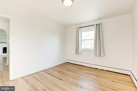 910 E F St, Brunswick, MD 21716 photo 20
