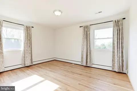 910 E F St, Brunswick, MD 21716 photo 40