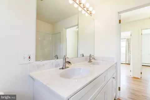 910 E F St, Brunswick, MD 21716 photo 26