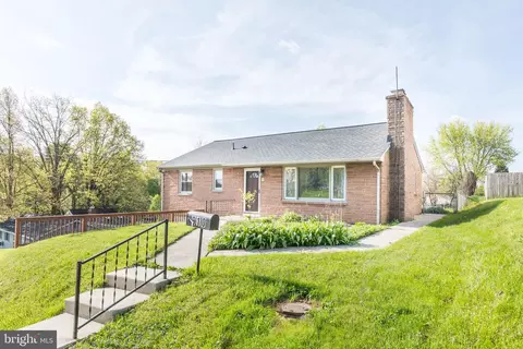 910 E F St, Brunswick, MD 21716 photo 36