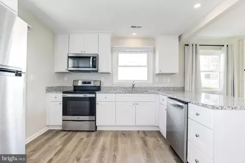 910 E F St, Brunswick, MD 21716 photo 12