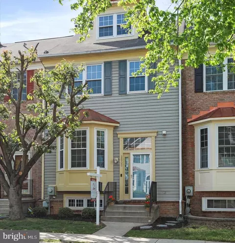 2605 Caulfield Ct, Frederick, MD 21701 photo 2