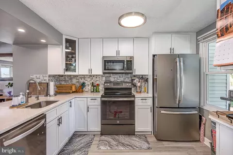 Kitchen - 250 Canfield Ter, Frederick, MD 21702 photo 1 of 2