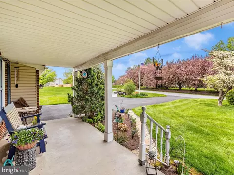 5903 Char Leigh Cir, Frederick, MD 21703 photo 12