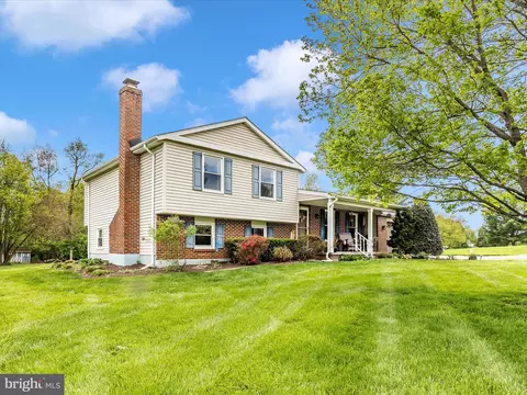 5903 Char Leigh Cir, Frederick, MD 21703 photo 16