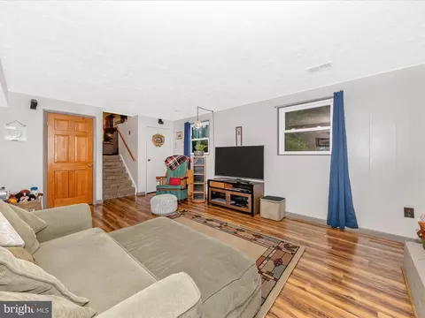 5903 Char Leigh Cir, Frederick, MD 21703 photo 46