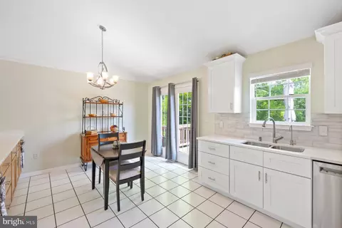 234 Lake Coventry Dr, Frederick, MD 21702 photo 8