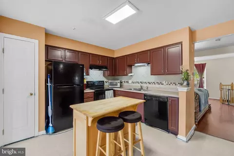 5449 Lyndale Way, Frederick, MD 21703 photo 9